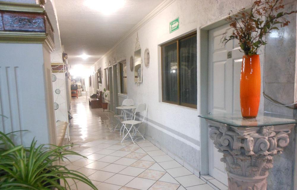 Hotel Gya Express Aguascalientes Buitenkant foto