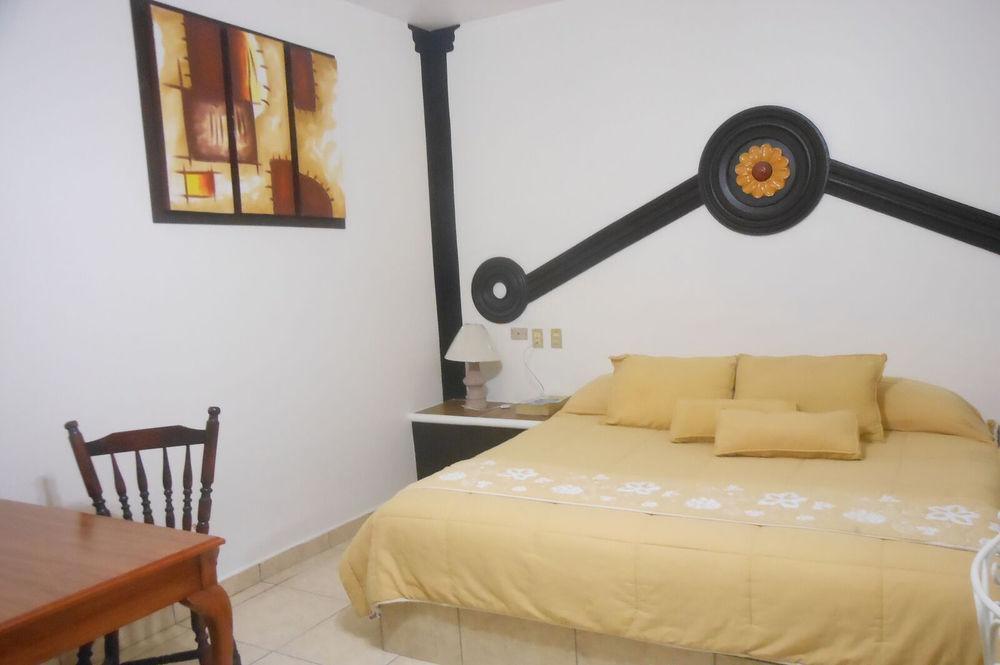 Hotel Gya Express Aguascalientes Buitenkant foto