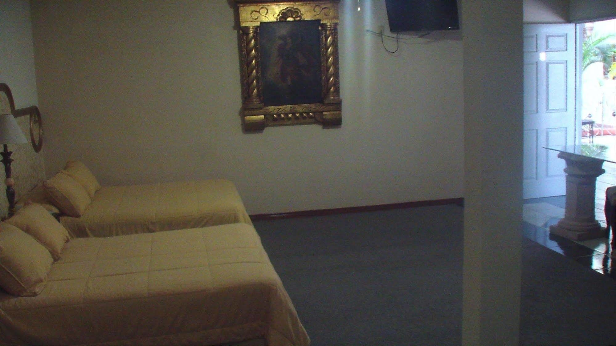 Hotel Gya Express Aguascalientes Buitenkant foto